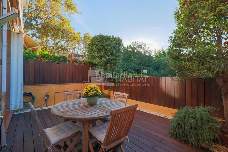 Foto 07a47673-6cb2-4f8d-bc7f-a1030c9d99b8. Casa adosada  con piscina comunitaria zona barri de l àngel en Molins de Rei