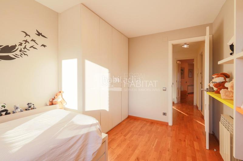 Foto 30fdbacf-7430-4f3c-ac8c-551b8b2854eb. Casa adosada  con piscina comunitaria zona barri de l àngel en Molins de Rei