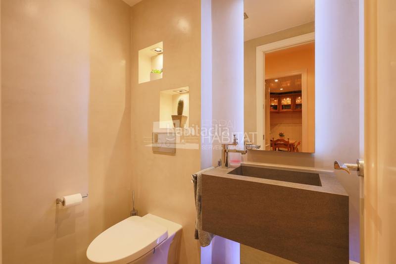 Foto 6f6b114e-ce0d-4e6a-ae98-fce69dbe85d6. Casa adosada  con piscina comunitaria zona barri de l àngel en Molins de Rei