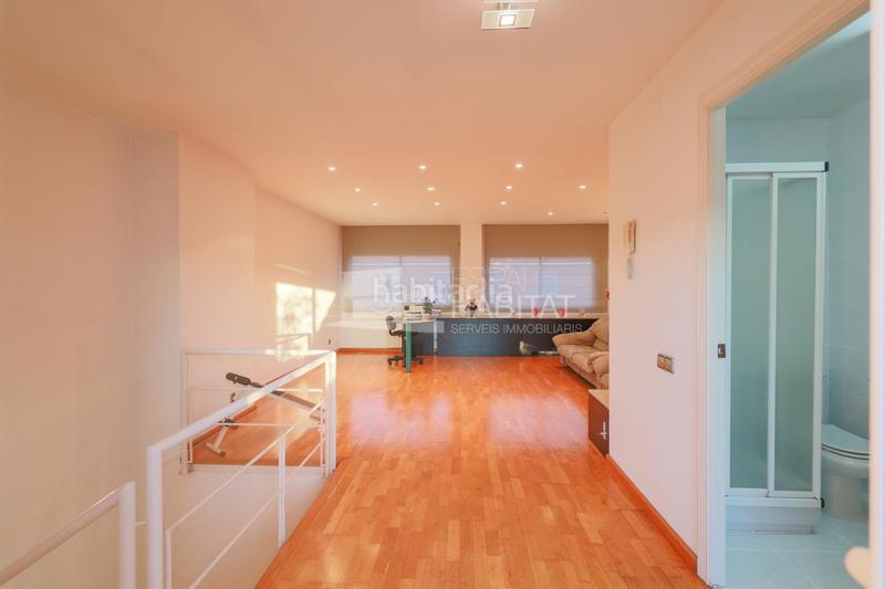 Foto aabd4e7c-e880-459d-a747-20c61b36488b. Casa adosada  con piscina comunitaria zona barri de l àngel en Molins de Rei