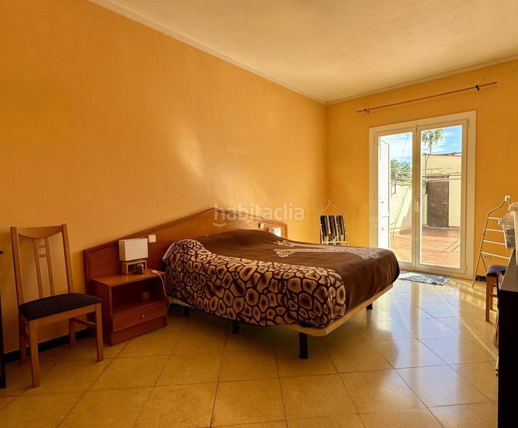 Foto f846b938-637e-40bf-b302-4bd9bdda5b1d. Haus mit parking pool in Centre Pineda de Mar