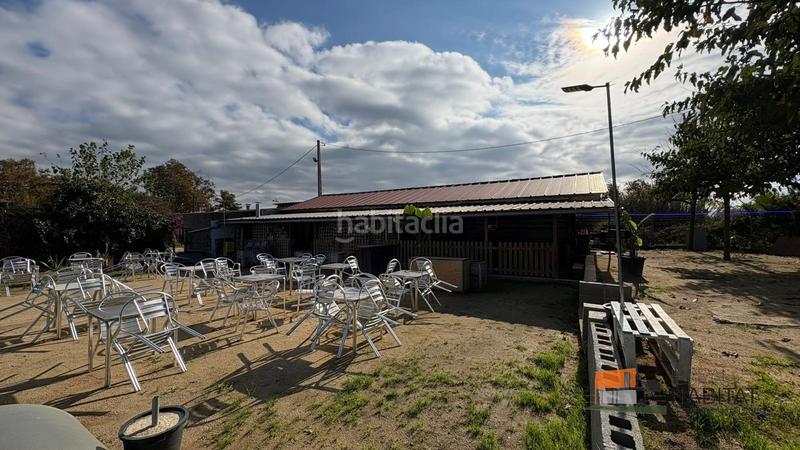 Foto e11bbef7-ceaa-4377-8f63-151ca6087000. Alquiler local comercial local socialbar en centro ecuestre en Vilassar de Mar