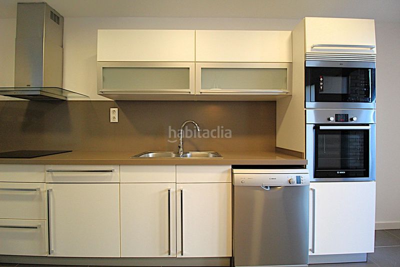 Foto 32c04985-07e2-4e59-a6d5-9258a8fb1351. Casa espectacular casa en urb.Vallveric, tu paraíso espera en Mataró