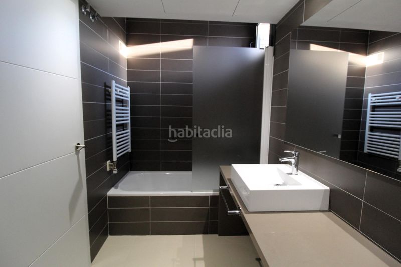 Foto 3f9f81f3-8db7-46fb-8369-23cfa8d45095. Casa espectacular casa en urb.Vallveric, tu paraíso espera en Mataró