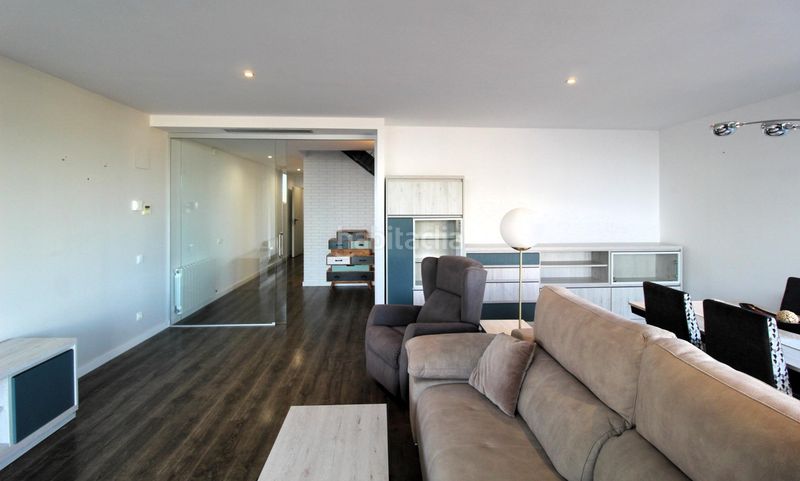 Foto 81a5f980-9dbf-4935-8fa1-02aa674e38c1. Casa espectacular casa en urb.Vallveric, tu paraíso espera en Mataró