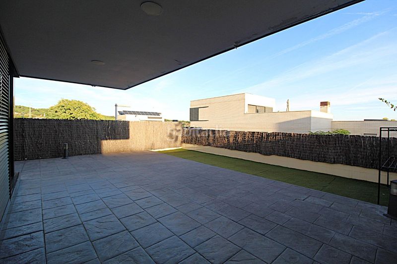 Foto d077590b-b0f1-49f9-910f-a0e21cbe2f0c. Casa amb aparcament piscina a Vallveric Mataró