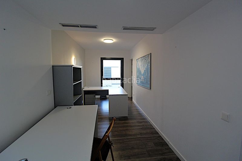 Foto e0e8cce1-2796-4526-b733-c55fd98c9803. Casa espectacular casa en urb.Vallveric, tu paraíso espera en Mataró