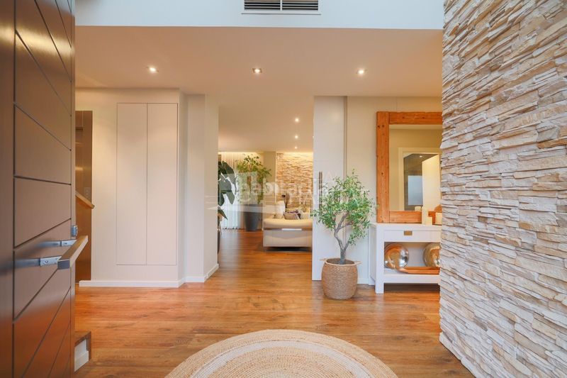 Foto 206f2caf-4fed-4bca-8986-56f89c5de98e. Xalet amb aparcament piscina a Vilassar de Dalt