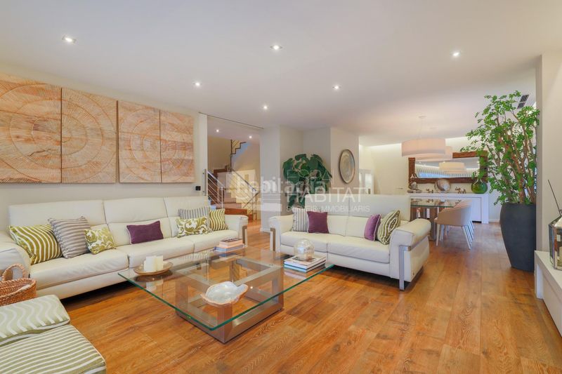 Foto 3516b9d2-02ae-4f01-906b-49478b5d29f0. Xalet amb aparcament piscina a Vilassar de Dalt