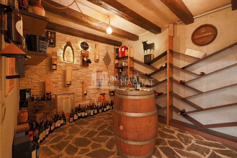 Foto 47a33ede-b36a-40a5-b718-8e9b85d76110. Xalet amb aparcament piscina a Vilassar de Dalt