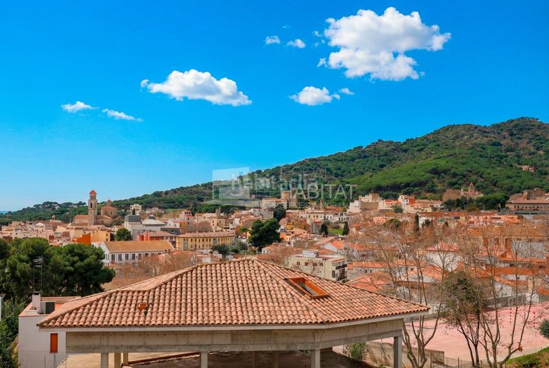 Foto 706ff878-c715-4d28-a07a-5d7d7eb44f54. Xalet amb calefacció aparcament piscina a Vilassar de Dalt