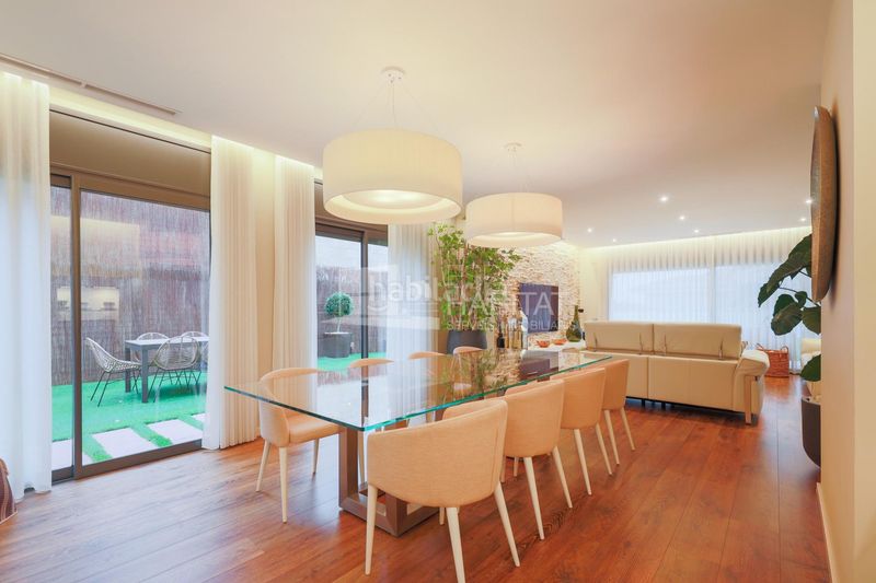 Foto 9aaf6b09-a586-4f92-abda-60aa1d5285b5. Xalet amb aparcament piscina a Vilassar de Dalt