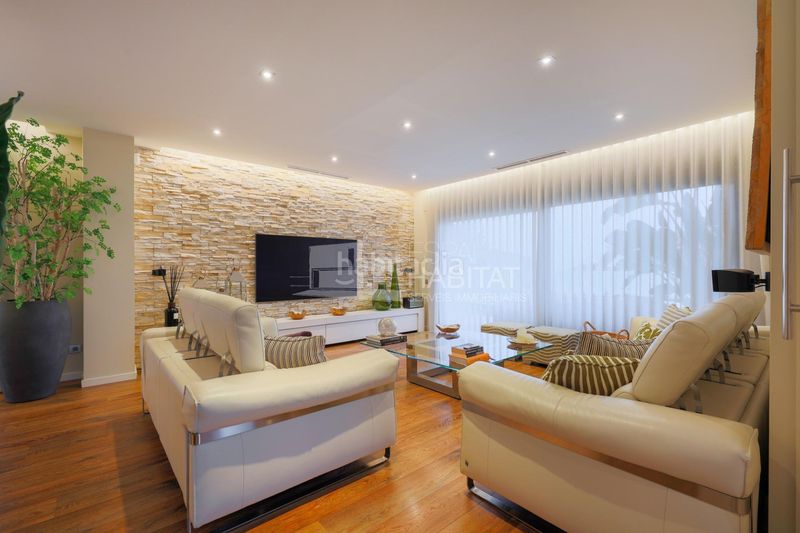 Foto 9e8aad69-59ec-4299-967d-46c4ae1be850. Xalet amb aparcament piscina a Vilassar de Dalt