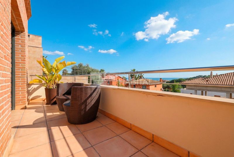 Foto ea3b5eec-b3fc-417f-9e16-1bd3fd583582. Xalet amb aparcament piscina a Vilassar de Dalt