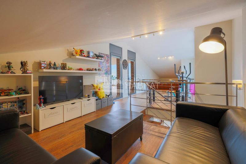 Foto f2d99b84-621c-4442-9abf-002103eb52d3. Xalet amb aparcament piscina a Vilassar de Dalt