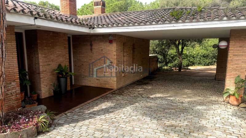 Foto 77cbf3a7-2af2-4d41-b75b-6c710f1811fb. Xalet amb calefacció aparcament a Cabrils