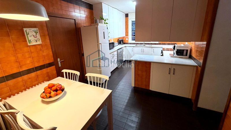 Foto de9ea714-b3d8-45de-b1a1-fd039f3a2f64. Xalet amb calefacció aparcament a Cabrils