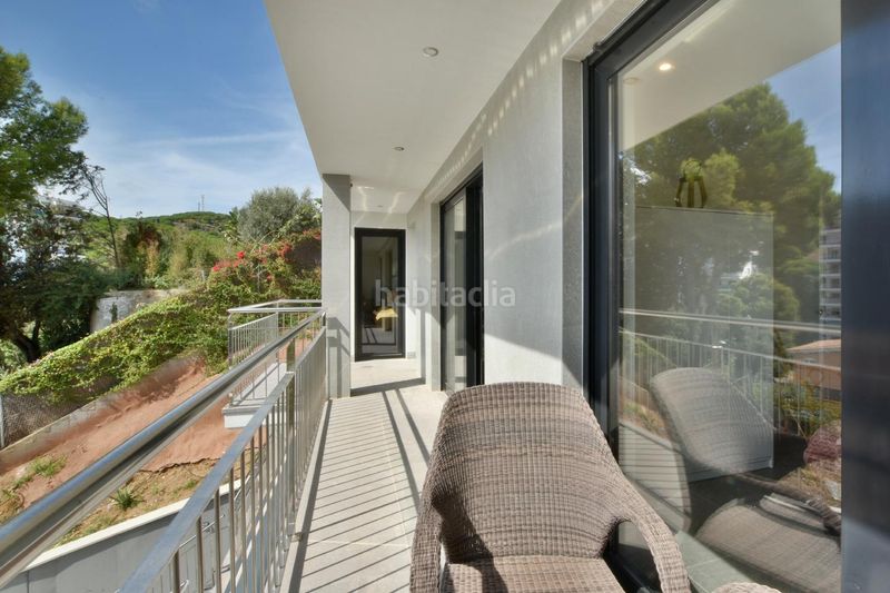 Foto c9a6db5b-07b5-44bc-9510-e5f2146d6f84. Casa amb aparcament piscina a Calella