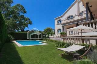 Casa in Vilassar de Dalt. Exclusiva casa de lujo en vilassar de dalt con vistas espectacul