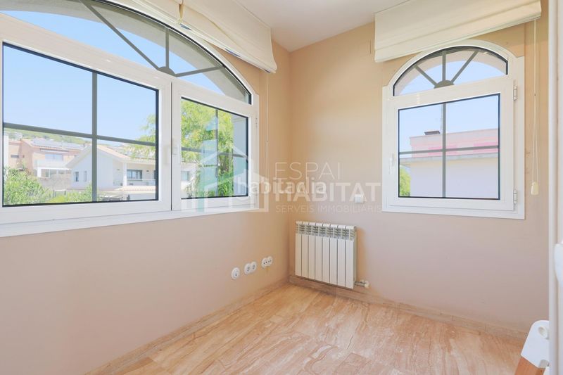 Foto 5718dd68-a71b-49fc-9eda-5ca6945bbfbd. Casa amb calefacció aparcament piscina a Vilassar de Dalt