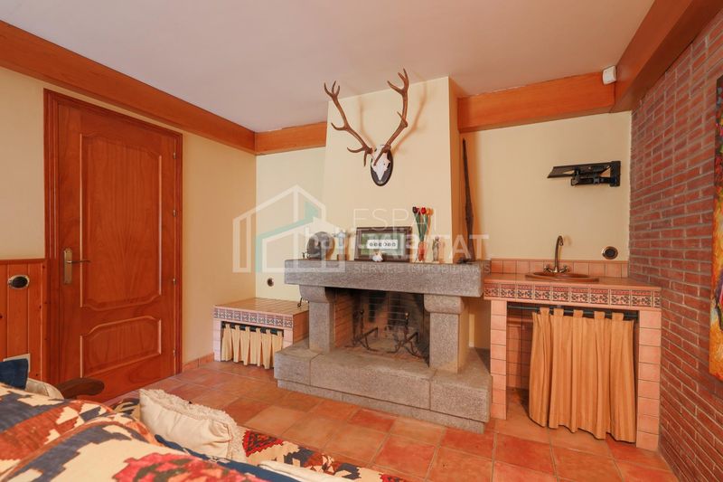Foto b3c63166-ee12-4fa0-bdf3-45f232b4b6cf. Casa amb calefacció aparcament piscina a Vilassar de Dalt
