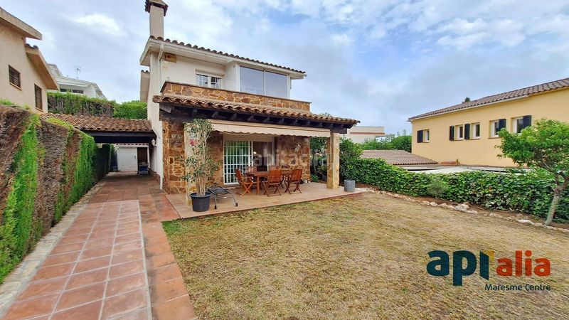 Foto 1e44e38d-add5-4596-831b-8cc9ffaca6b3. Casa amb calefacció aparcament a Vilassar de Dalt
