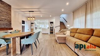 Casa a Vilassar de Dalt. Casa tipo chalet con jardin recien reformada en vilassar de dalt