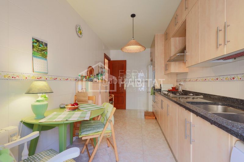 Foto 1a86396b-f9da-4f1e-be69-fad9e4973b15. Casa adossada amb calefacció aparcament a Vilassar de Dalt