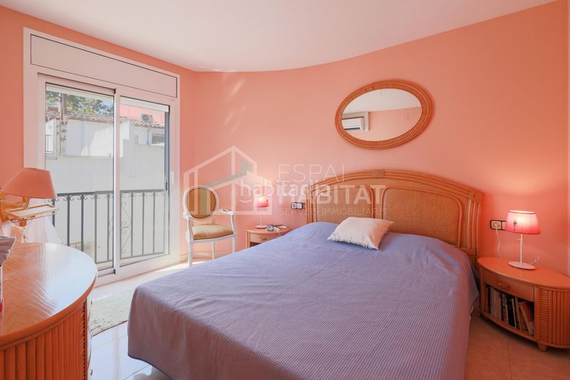 Foto a7ef3a2d-c653-420e-8b0d-deff117d238a. Casa adossada amb calefacció aparcament a Vilassar de Dalt