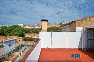 Maison jumelée à Cerdanyola Nord. Casa en venta en mataro  zona carrer ample