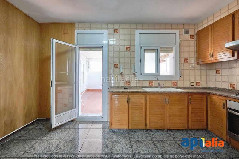 Foto 5c7ca3d8-8e14-4e0f-9f09-a9bbda1ec7f8. Casa adossada amb calefacció aparcament a Cerdanyola Nord Mataró