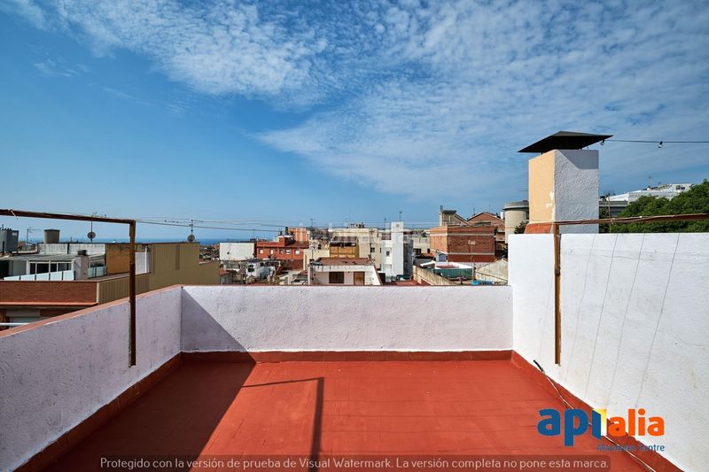 Foto 9e63a0d9-0001-41ca-9dd8-e8f370b86ef0. Casa adossada amb calefacció aparcament a Cerdanyola Nord Mataró