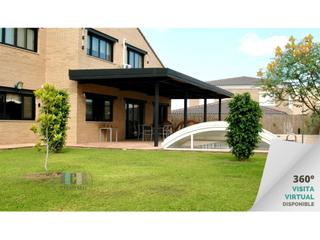 Xalet  N/a. Casagencia inmobiliaria vende preciosa villa unifamiliar en alqu