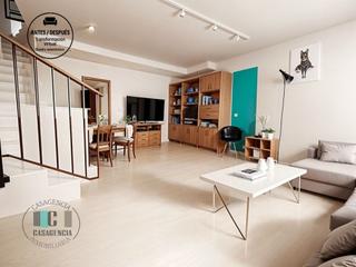 Maison  N/a. Casa de tres habitaciones y dos baños en zona avenida de valenci