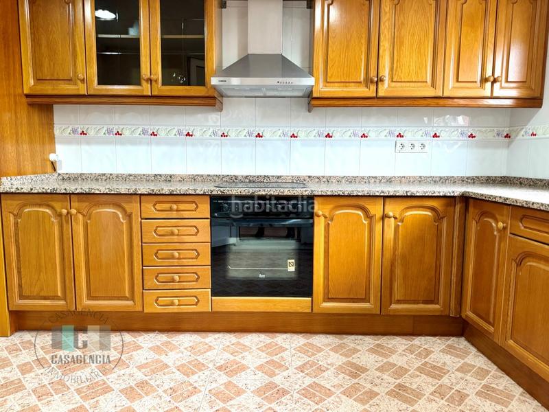 Foto 1b8b2ef0-7497-4e77-af60-2b16f1465bdf. Appartamento con riscaldamento parcheggio in Centro Almazora / Almassora