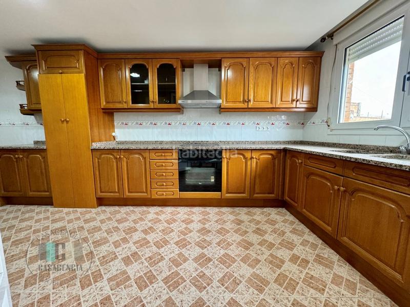 Foto fd668e28-7a60-4543-8f5b-761e4f58157a. Appartamento con riscaldamento parcheggio in Centro Almazora / Almassora