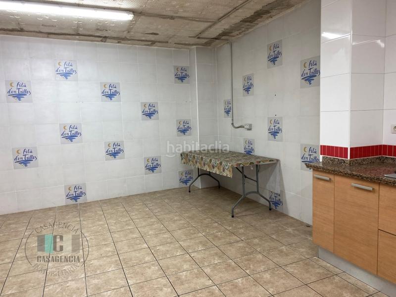 Foto 8b873ed5-adf0-4473-a54d-725bbe1197a0. Alquiler local comercial alquiler local comercial en el centro dEl Grao en Castellón de la Plana