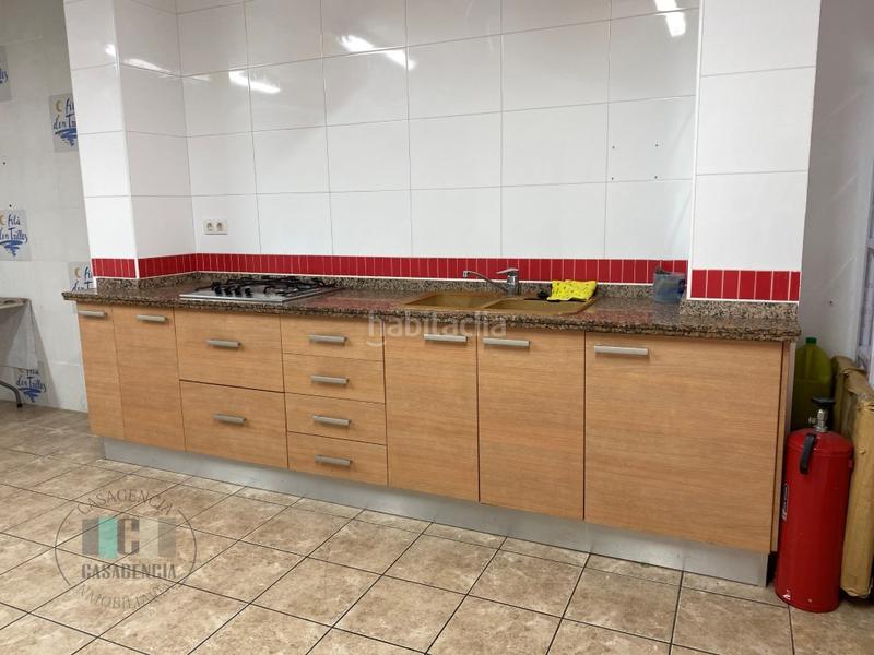 Foto c1289547-afed-4cff-8842-34bb0e2c1224. Alquiler local comercial alquiler local comercial en el centro dEl Grao en Castellón de la Plana