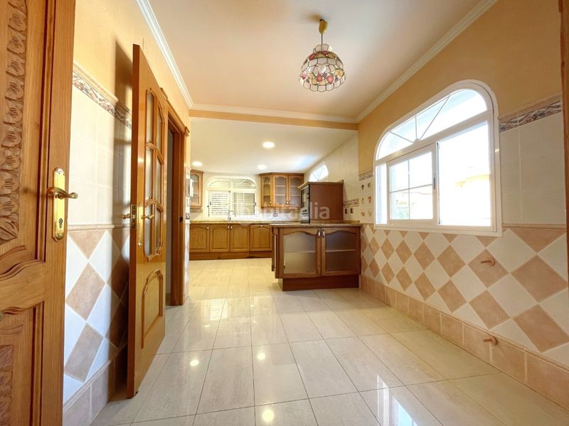 Foto 27163975-a552-40ee-aff7-814416867745. Rent chalet with parking in Heliópolis Benicasim / Benicàssim