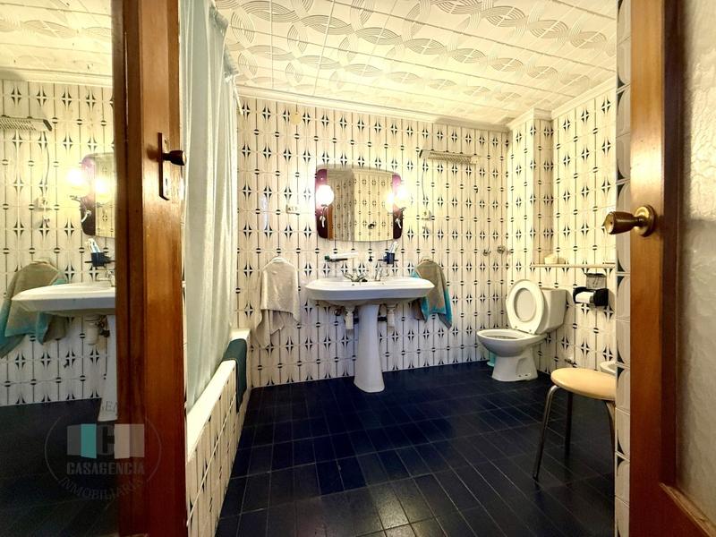 Foto 0edfd229-60cc-4bf2-a1bd-a8c2776d6ce2. Chalet in Centro Villarreal / Vila - real