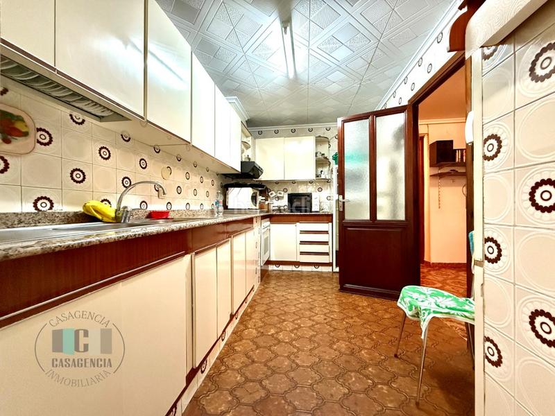 Foto e5f48872-5b37-472f-ac94-99f01aebc242. Chalet in Centro Villarreal / Vila - real