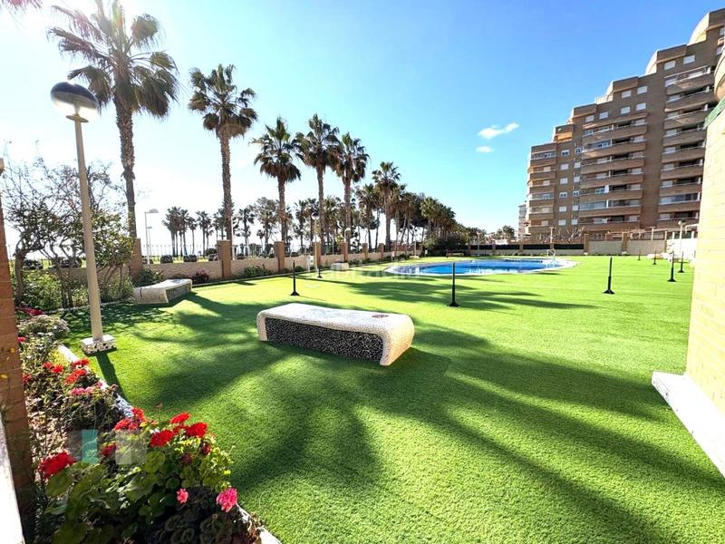 Foto a75a67c0-6529-43d4-878b-e3f8750e89ba. Apartamento casagencia inmobiliaria vende....apartamento 3 habitaciones en magic world en Oropesa del Mar