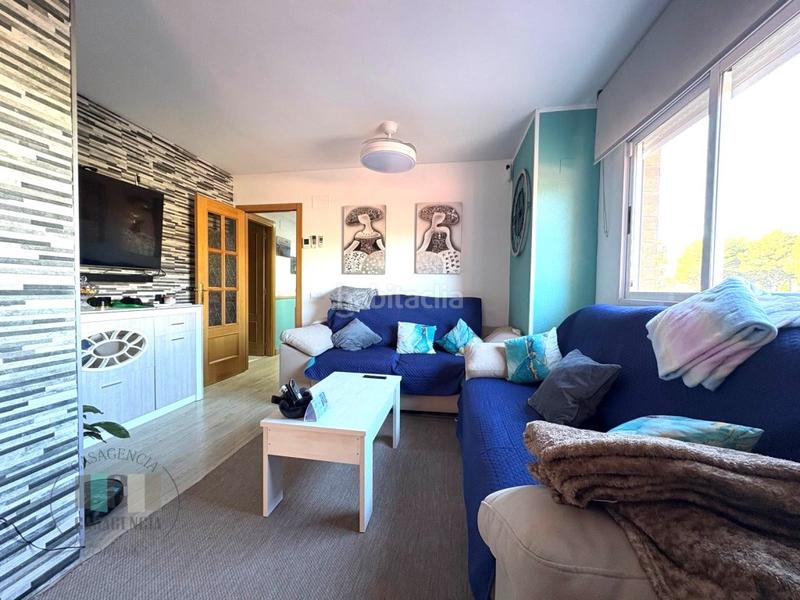 Foto ee45f82e-839e-49b2-b7b0-6a19ba651676. Apartamento casagencia inmobiliaria vende....apartamento 3 habitaciones en magic world en Oropesa del Mar