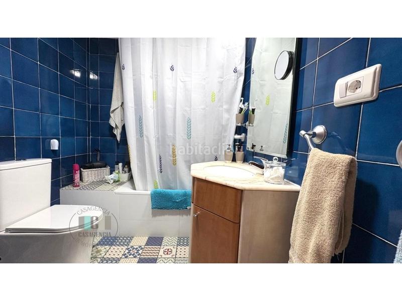 Foto 8aefef08-dd11-4a4b-88c8-34a64c251723. Piso  de tres habitaciones en el Pueblo de benicassim con pequeña terraza en Benicasim / Benicàssim