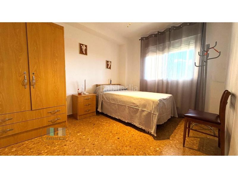 Foto d8bae691-365c-465d-9861-8a0944314ae8. Piso  de tres habitaciones en el Pueblo de benicassim con pequeña terraza en Benicasim / Benicàssim