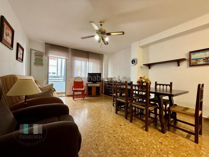 Foto da535798-1658-4b94-9b32-724b7f2f99c1. Piso  de tres habitaciones en el Pueblo de benicassim con pequeña terraza en Benicasim / Benicàssim