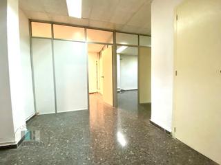 Büro  N/a. Venta de oficina en pleno centro