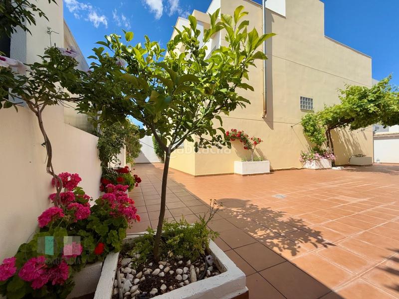 Foto 131591f1-6a44-4a2f-a9a0-626a572db44c. Chalet mit parking in Sierra Engarcerán