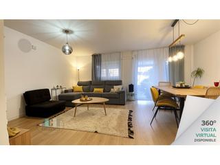 Casa adossada  N/a. Precioso adosado totalmente reformado con excelentes calidades,e