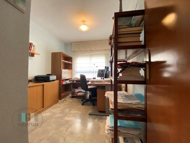 Foto 54d36383-664f-4f37-9fd9-0273bd7a9c06. Piso  de grandes dimensiones en alcalde tarrega en Castellón de la Plana